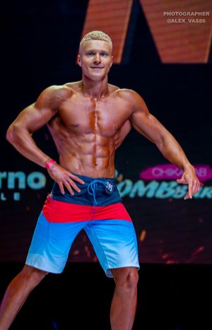 REAL NOVICE MEN‘S PHYSIQUE